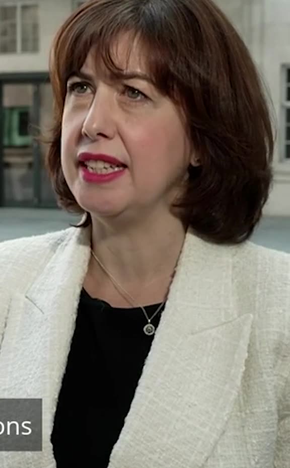 Lucy Powell condemns 'horrific attack' on President Donald Trump e-mail 0