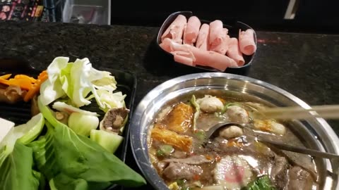 Muu Shabu, Edmond, OK - ASMR Japanese Hotpot - Tasty meal - Full course