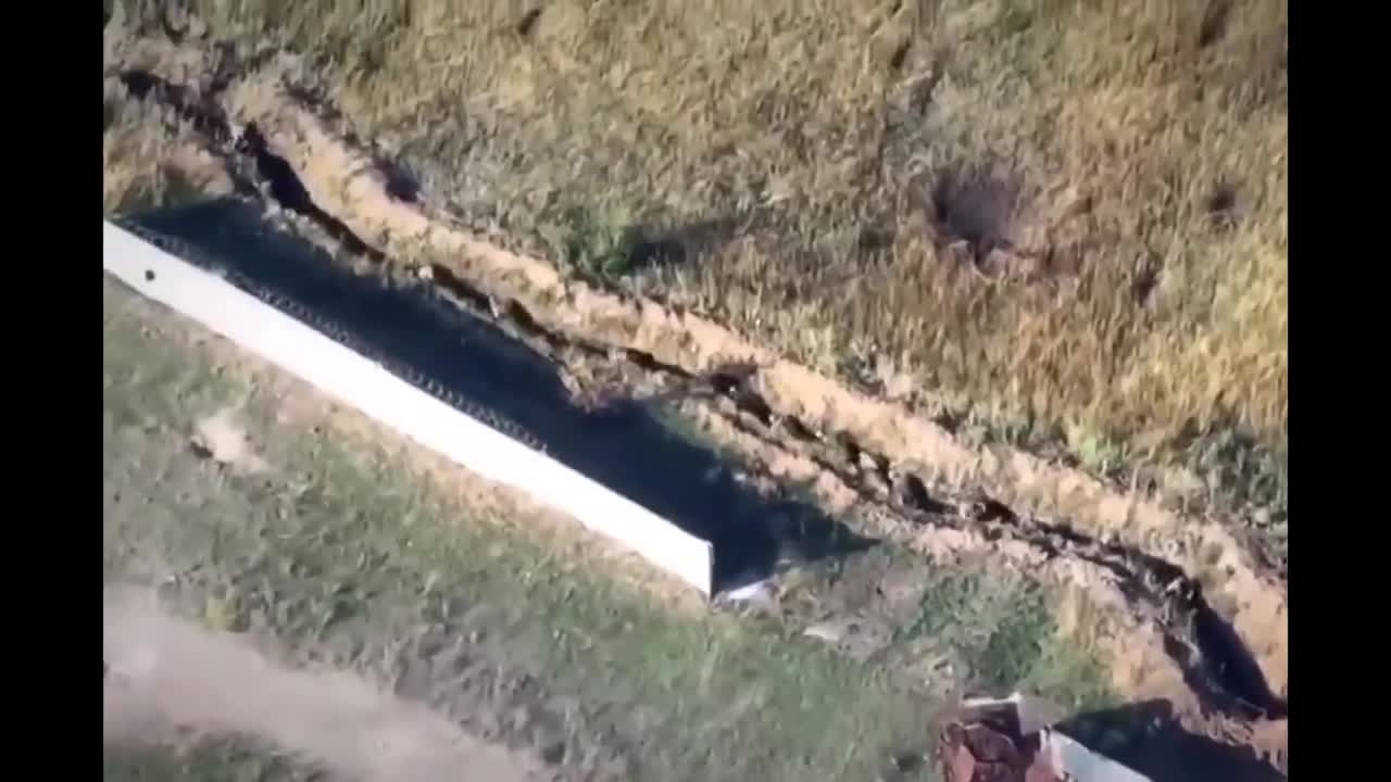 +18 Disturbing Video showing dead and wounded