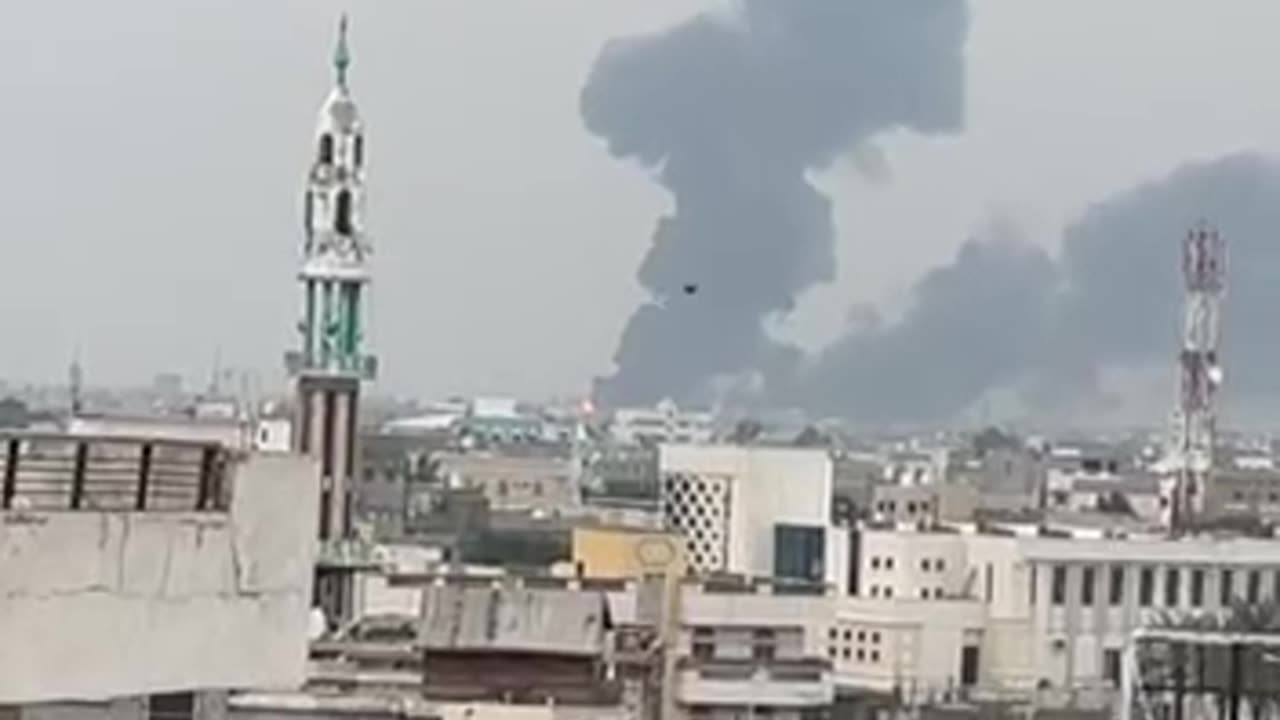 More footage from the alleged Israeli strike on Hodeidah
