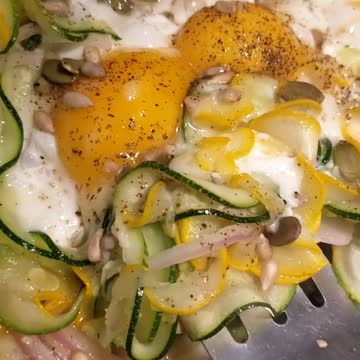 How to prepare zucchini ruffles as a special snack item