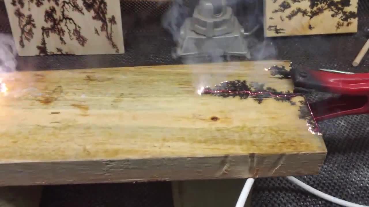 Epic Lichtenberg Wood Burning