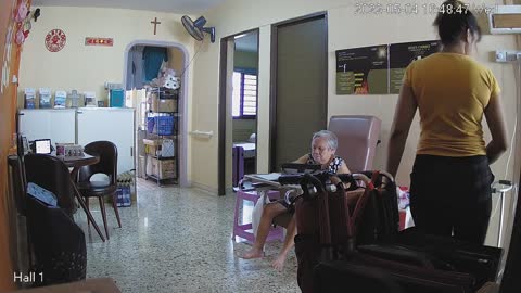 hallfront day n night 20220504