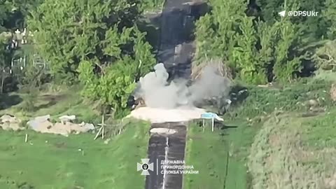 Russians Flee Border Post After Mortars Start Landing