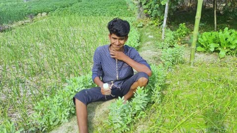 Man eating radish