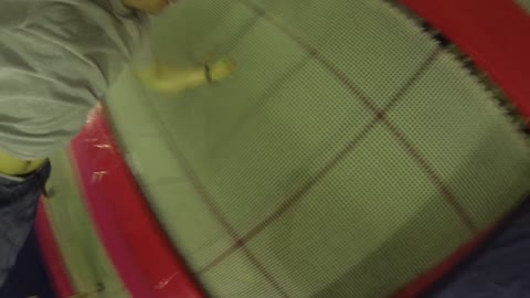 Сrazy russian jumper. I teach my friend to jump on a trampoline. Kostroma (Russia)
