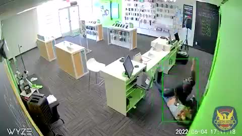 Phoenix Police DO YOU RECOGNIZE THIS THUG?