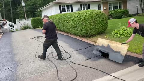 Professional Asphalt Spray Sealing: “The Rain Droppy One Pt.1” Top Coats Pavement Maintenance