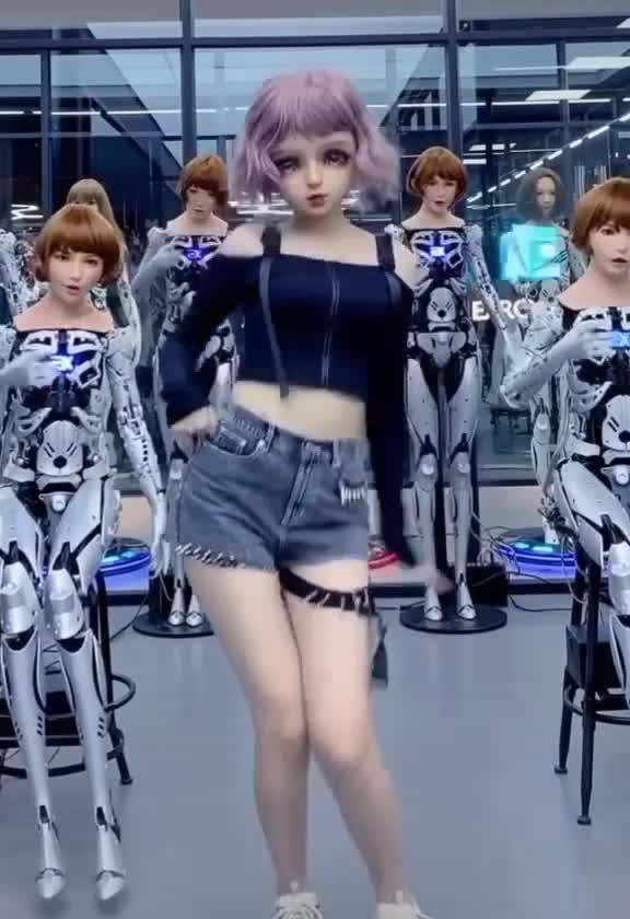 robot dance girls
