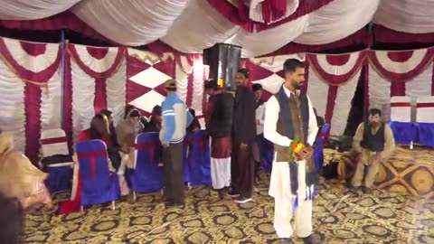 pakistani dance parfomas