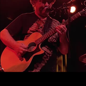 Keller Williams - LIVE @ Iron City (Short 9)