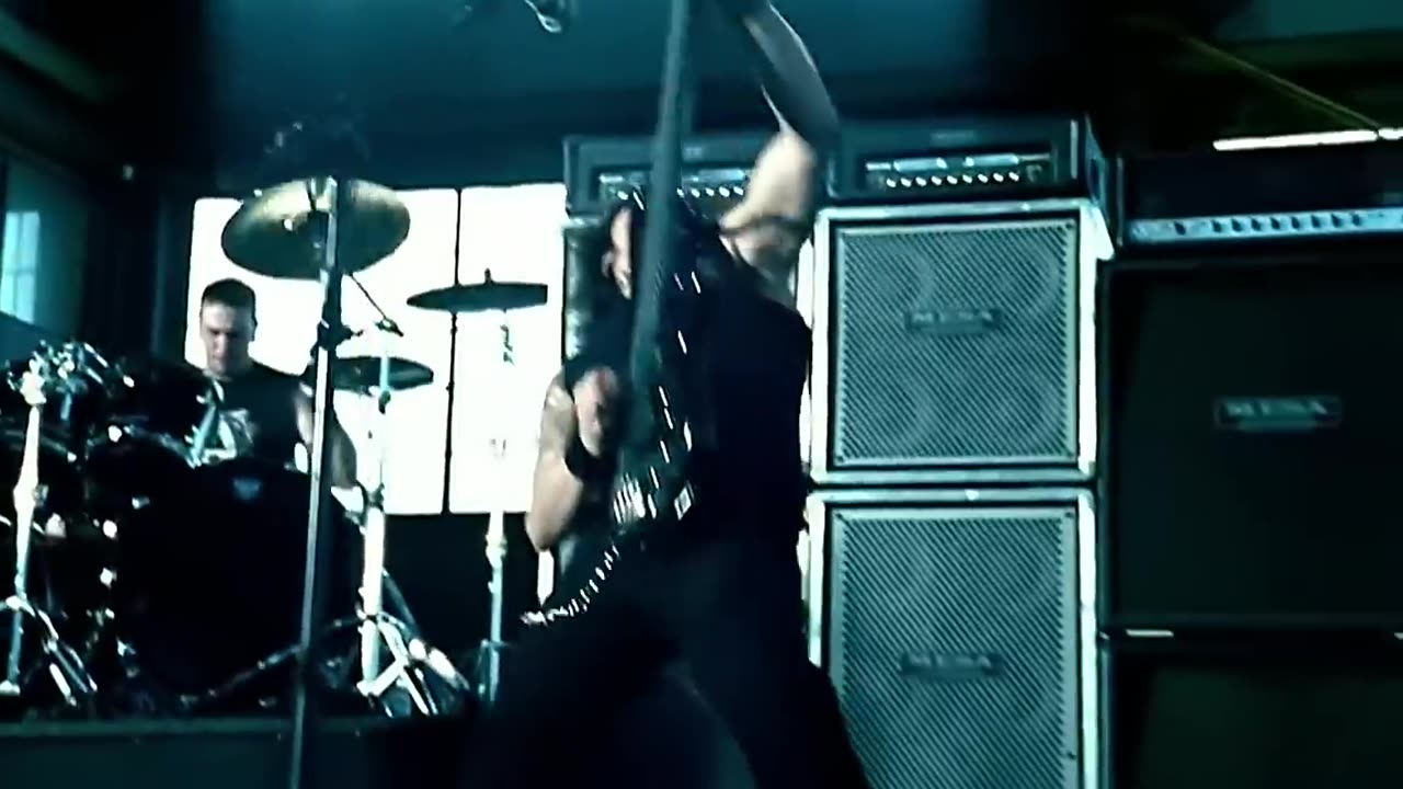 Bullet For My Valentine - Scream Aim Fire (Official Video)