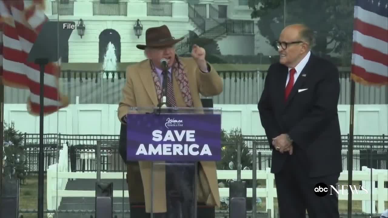 Judge finds Trump 'likely' committed obstruction