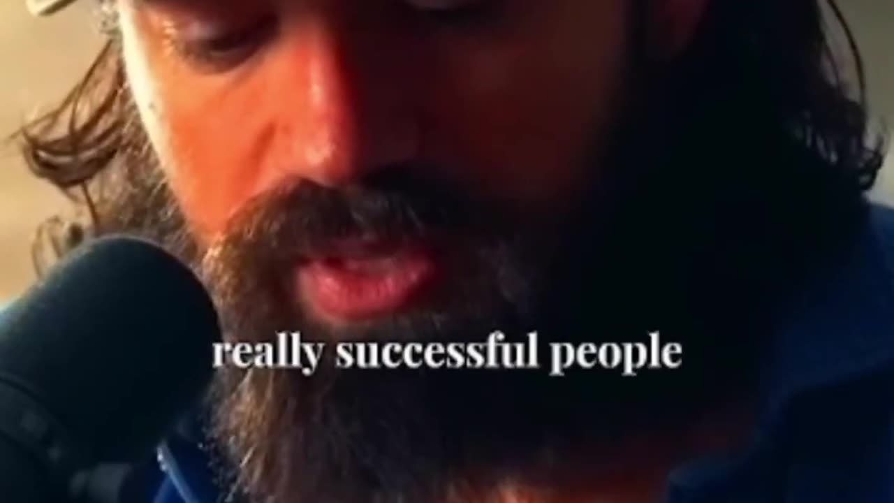 Alex Hormozi shares how the most successful people think...