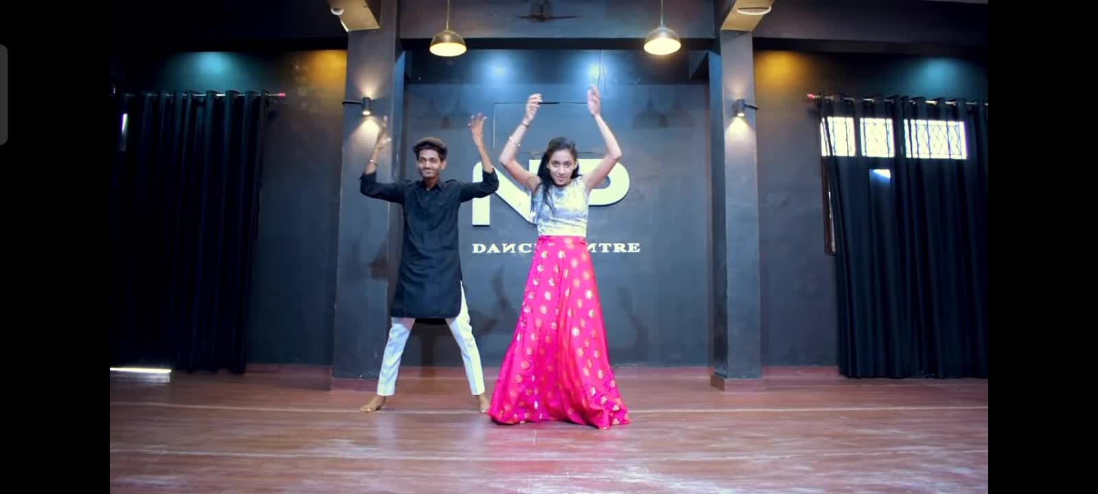 Tata sumo dance