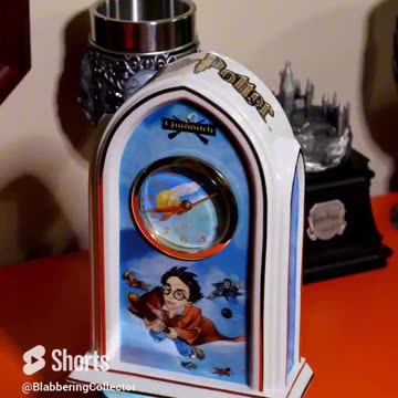 Quick Look: Porcelain Harry Potter Clock! #vintage #wizardingworld #royaldoulton #harrypotter