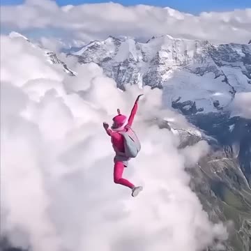 Skydiving has never been boring for anyone ever! ❤️🤩☁️🪂