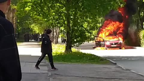 The car is burning