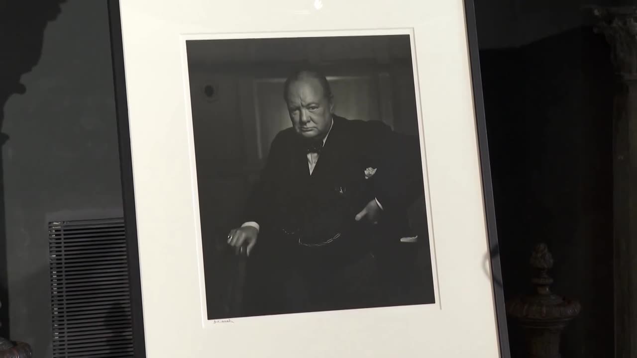 The famous image of Winston Churchill, known as the 'Roaring-Lion,' is on its way back to Canada