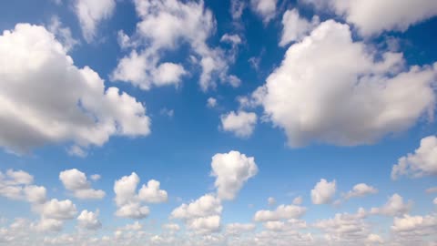 Clouds flutter under the blue sky