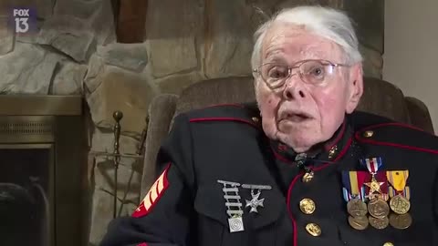 Ukraine War - 100 year old US Marine Corps veteran break down crying