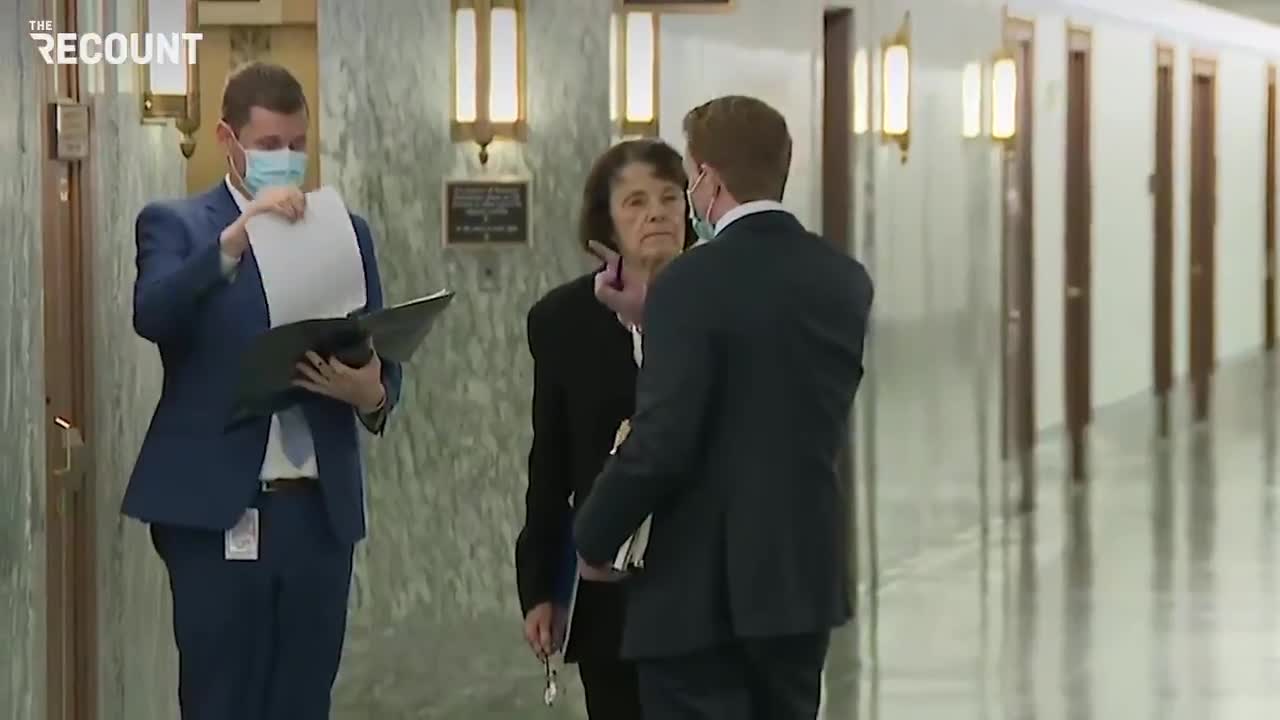 Sen. Dianne Feinstein (D-CA), without a mask Aagin 11/17/2020