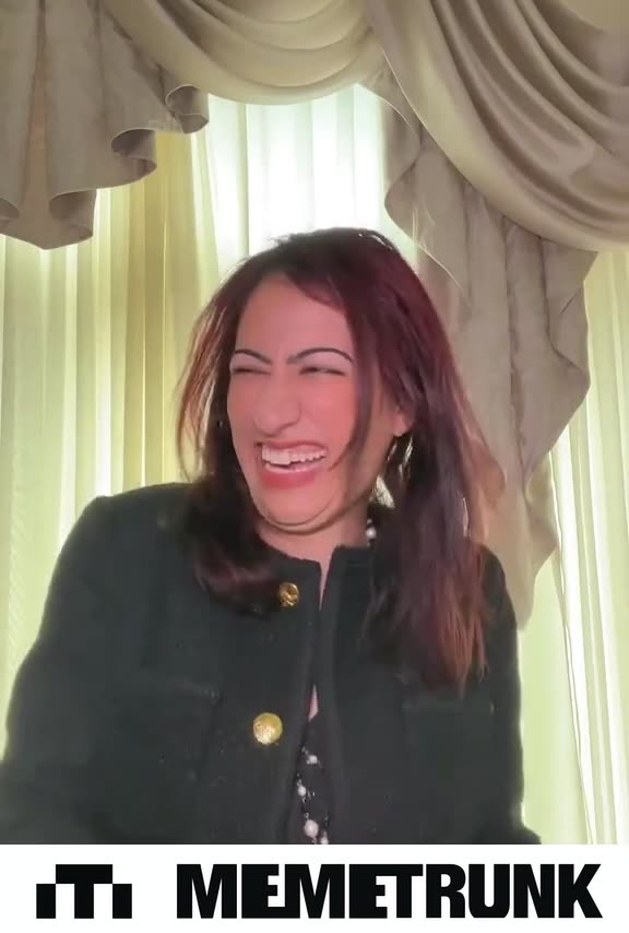 Kamala at the end😂