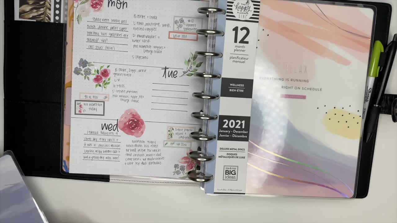 SETTING UP MY 2021 FITNESS PLANNER | THE HAPPY PLANNER