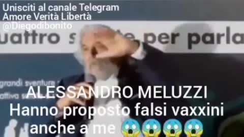 Ecco UNO dei "CENTO MODI" per far finta di vaccinarsi davanti alle telecamere,🎥 facendosi inoculare "IL NULLA".💩👎