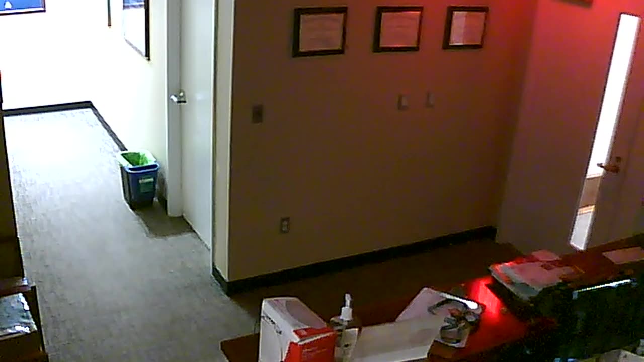 8027FCOB05Suite520AOC-OSPLobby_2021-01-06_04h20min01s177ms.mp4