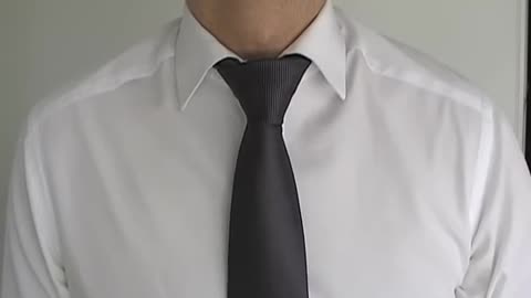 How to Tie a Tie | Windsor (aka Full Windsor or Double Windsor) | For Beginners