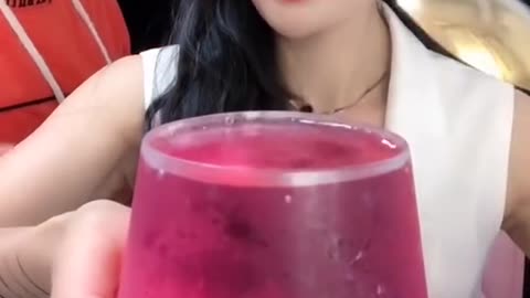 ASMR MUKBANG ICE EATING SOUNDS FUNNY