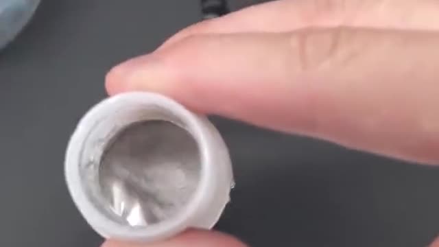 Touching liquid gallium metal