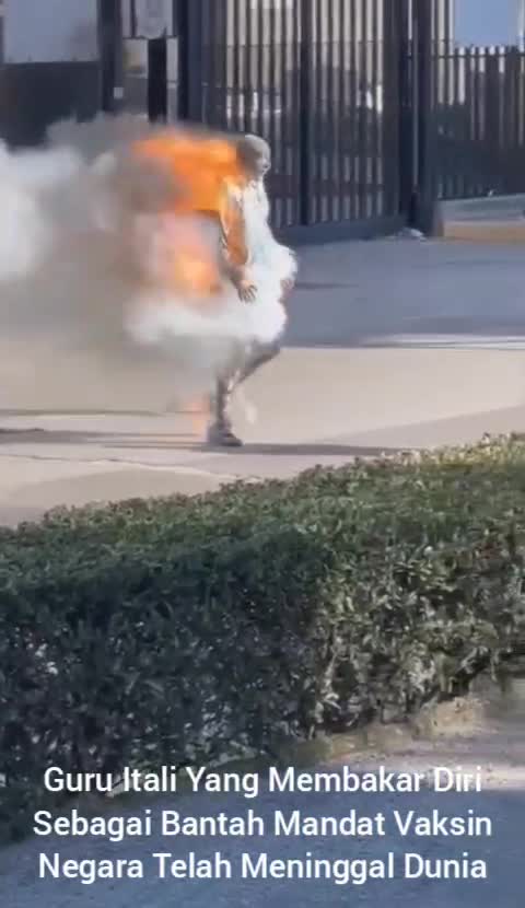 Italian teacher who set himself...