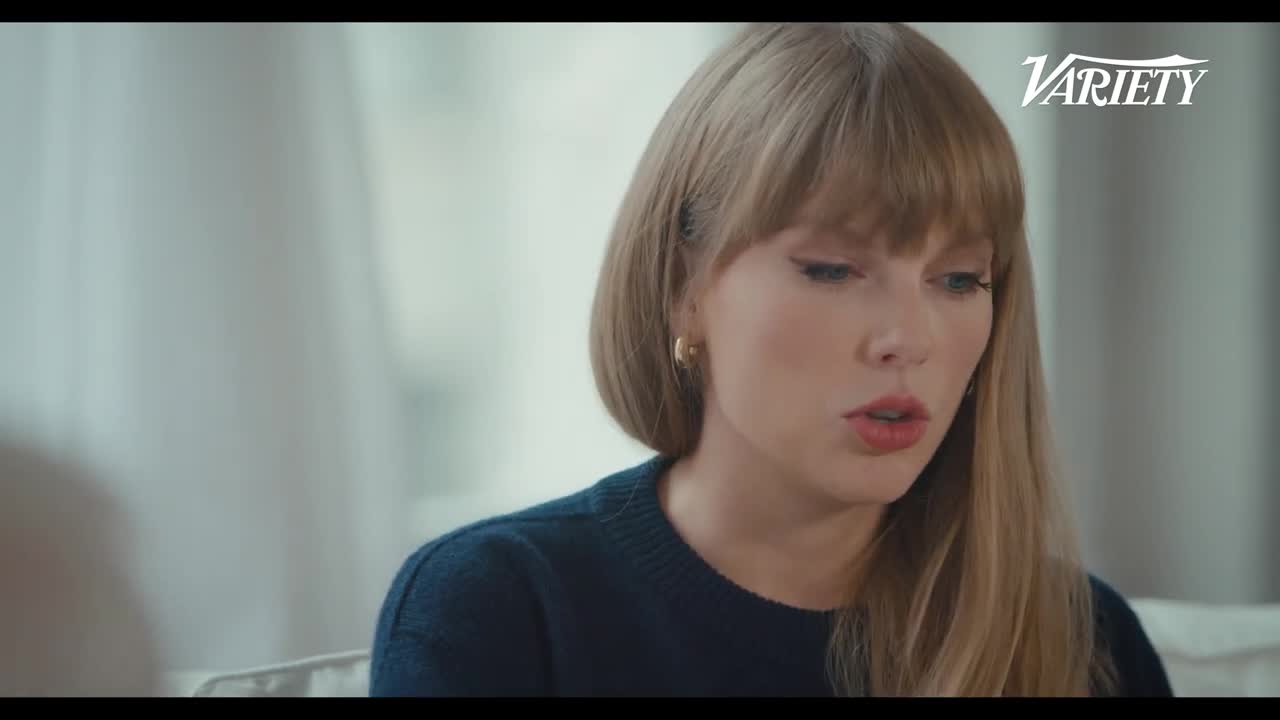 Taylorswift - Director on director