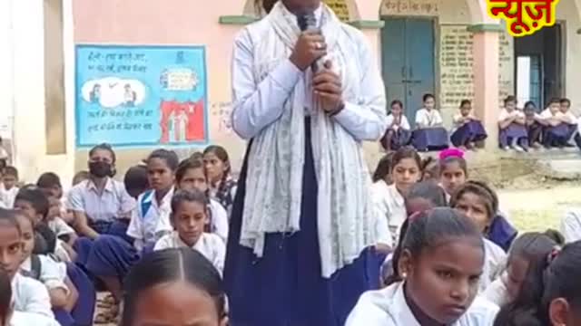 Litil child sing song