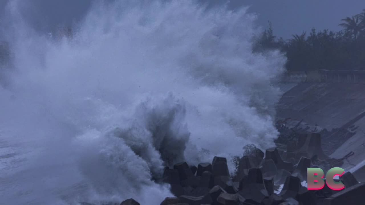 Tropical Storm Kong-rey threatens Shanghai and China’s coast after hitting Taiwan as a typhoon