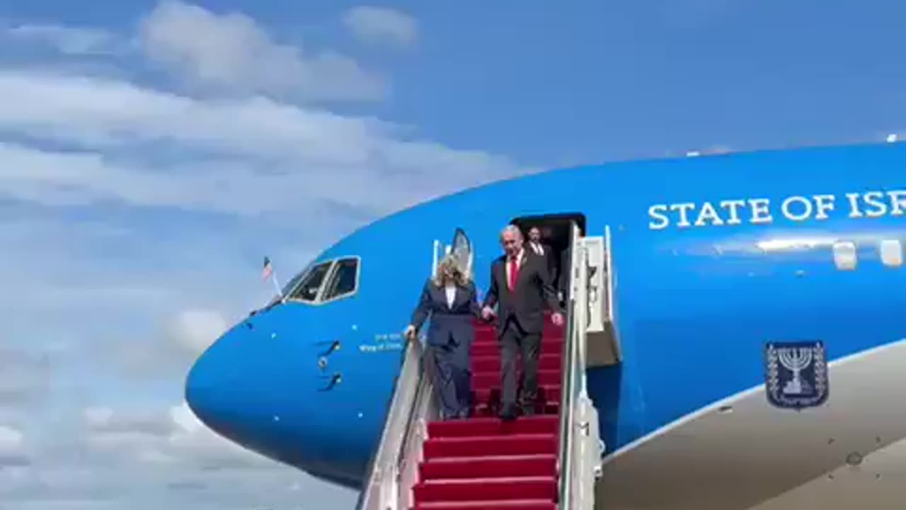 "Breaking: Netanyahu Arrives in the United States Minutes Ago"