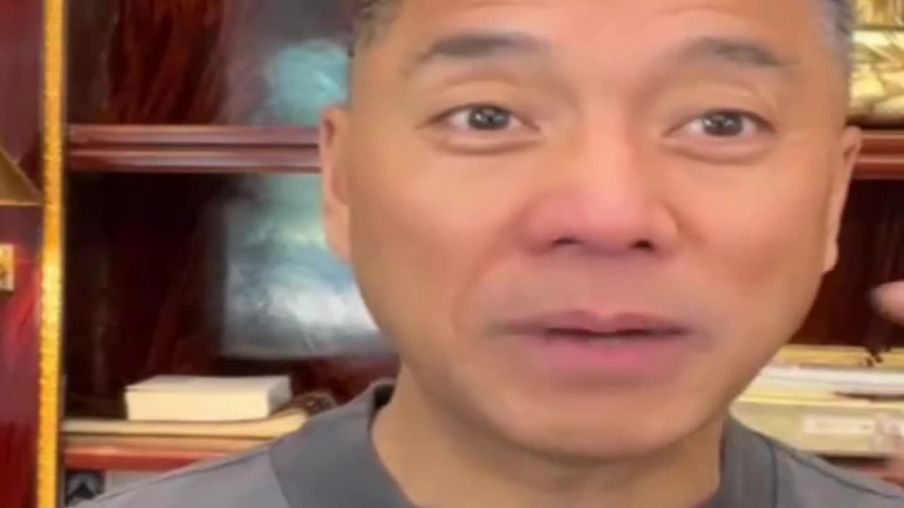 20220804文贵先生GETTR¹： #世界灭共：绝密情报现在不能告诉大家。共产党的军队即时调动，美军台军和日军随时掌握。台湾内部的包括找人上街抗议卖台贼们的所有行为美军都知道