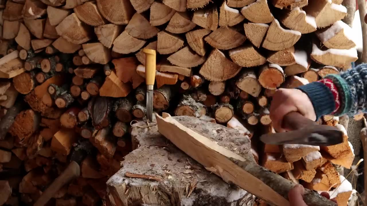 Crafting a Wooden Frame Saw in Deep Winter Snow