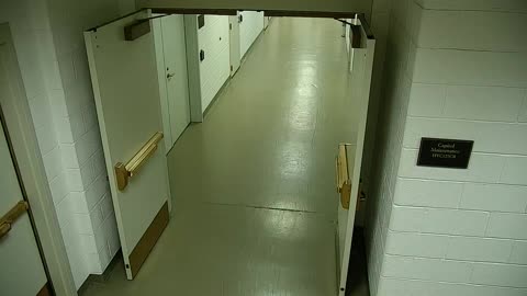 7111CVCULElevator#3nearHVC127_2021-01-06_05h20min02s000ms.mp4