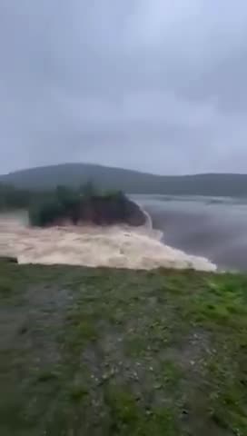 Dam failure in Russia after torrential downpours