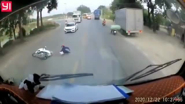 looks like he doesn't know how to drive properly