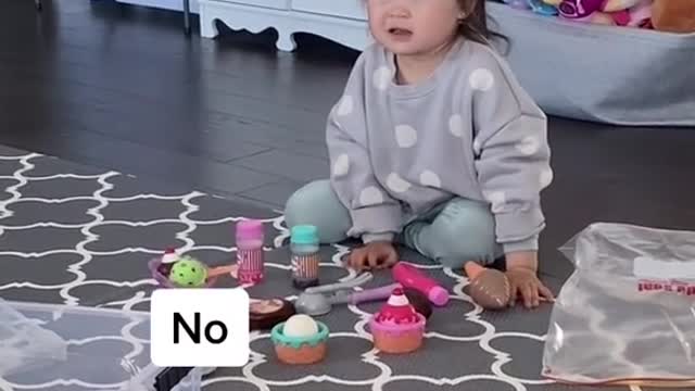 Jordy asking her mom if she farted