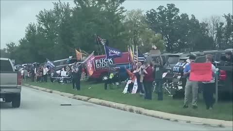 @DonaldJTrumpJr Protestors Ambush Biden Visit To Howell, Michigan