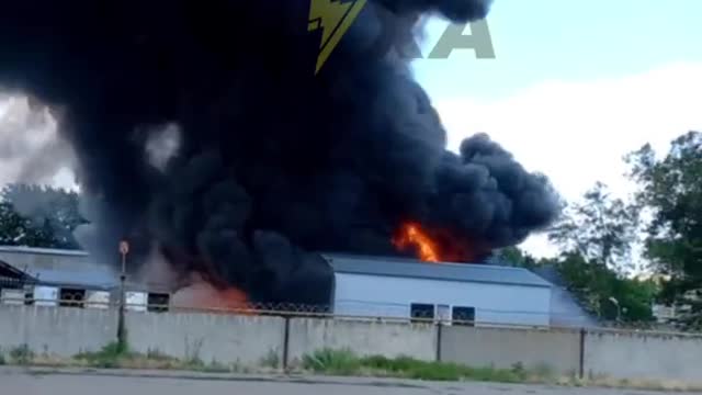 Fire breaks out in Russian depot in Kherson.