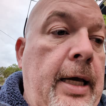 How Elle McPherson got it right and 32 Drs. got it wrong.