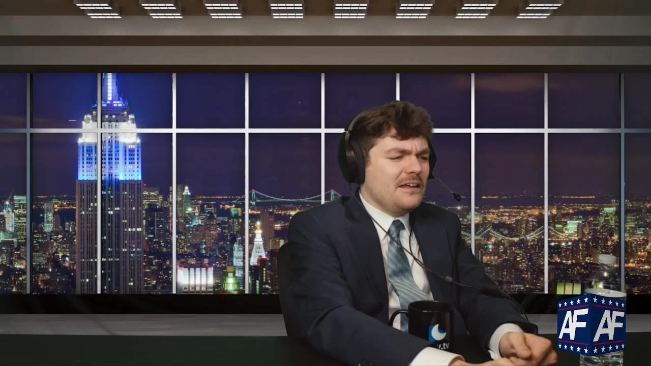 Nick Fuentes gets revenge on a lazy service worker