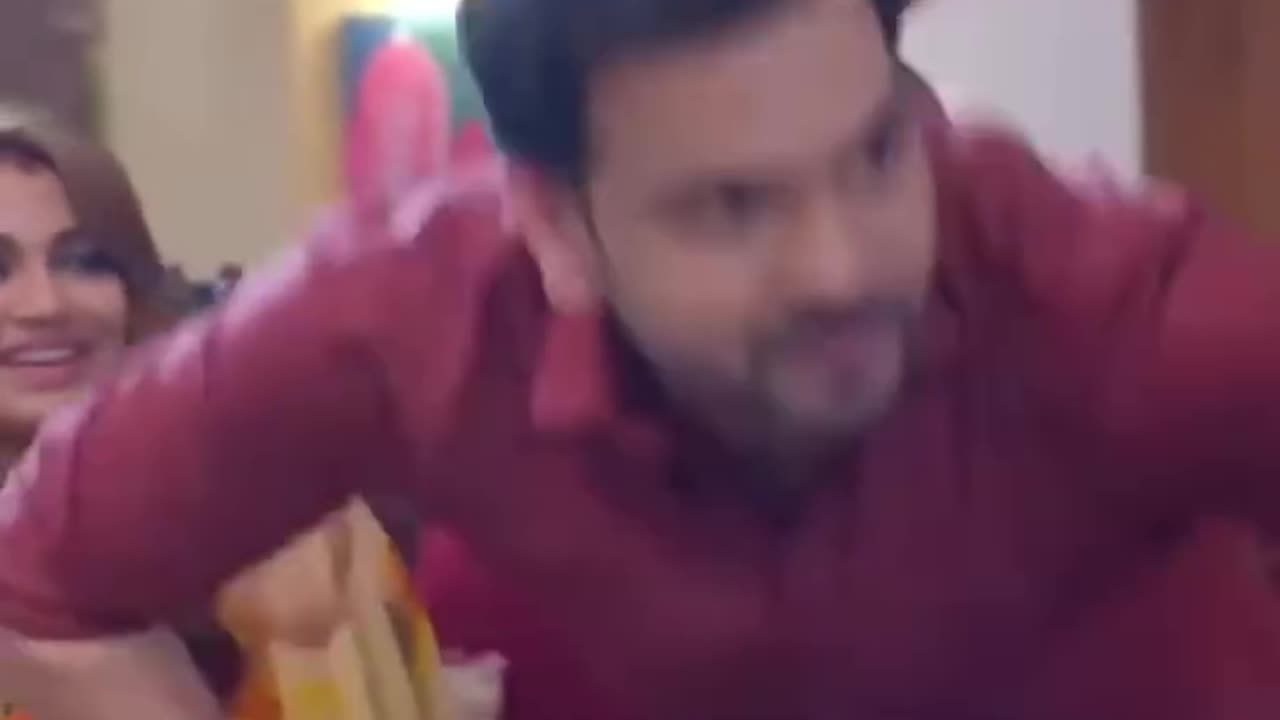 Girls Grilfrend Was angry for Afair with Husbond#@पति से अफेयर से नाराज थी लड़की की गर्लफ्रेंड