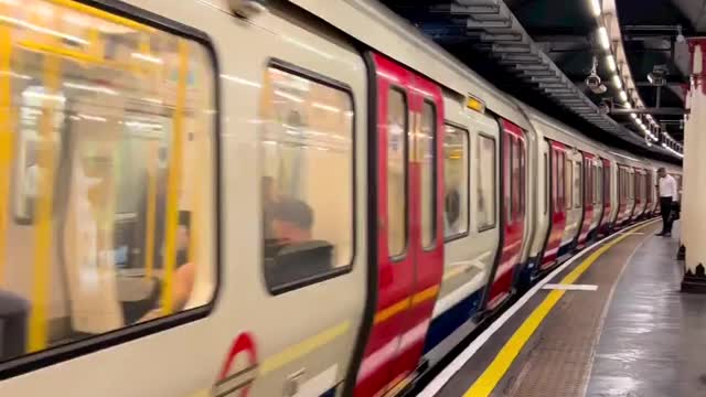 🇬🇧London underground❤️ • • • #london #londonlife #londra #londoncity #londoncityworld #london4all